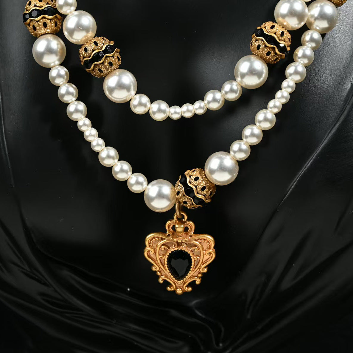 Midnight Crest Layered Pearl Necklace