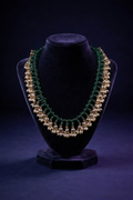 Emerald Draped Pearl Collar